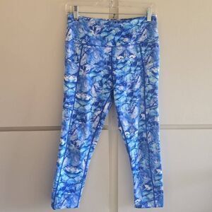 Kira Grace Blue/White Abstract Botanical Prt Capri Athletic Leggings, NWOT, M